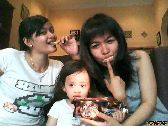 Nonton Bareng Nissin Wafers