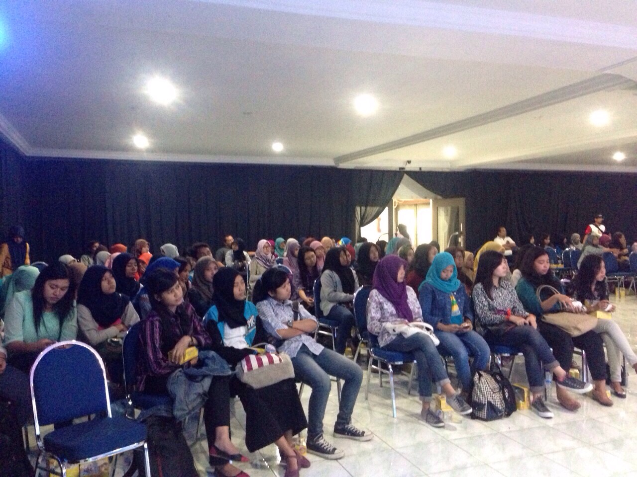 Roadshow #NissinMendadakEksis area Surabaya - Universitas Airlangga 