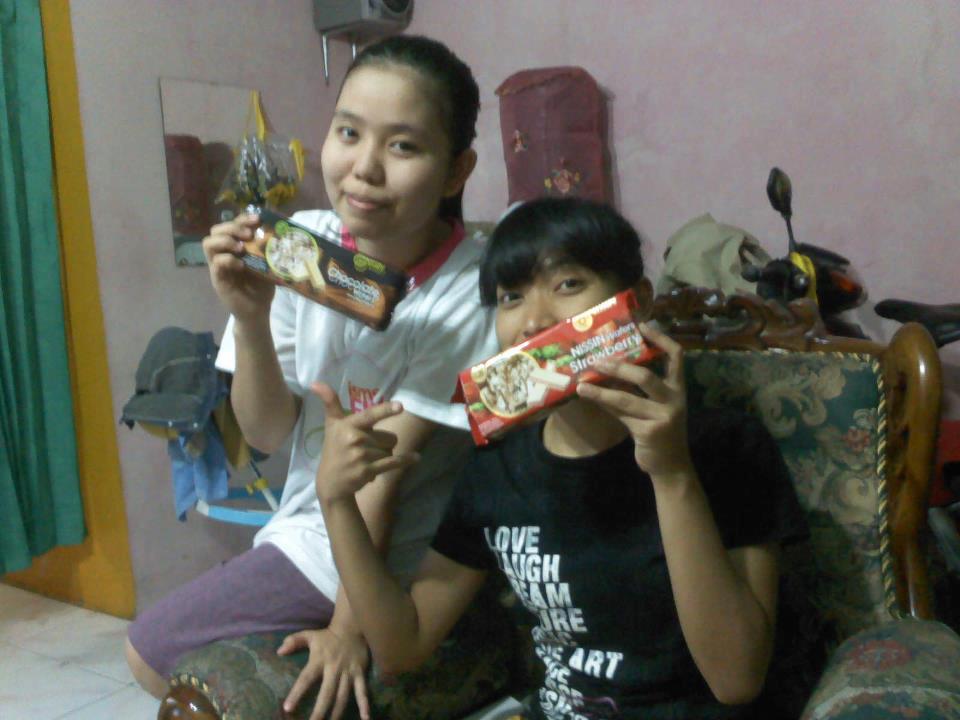 Nonton Bareng Nissin Wafers