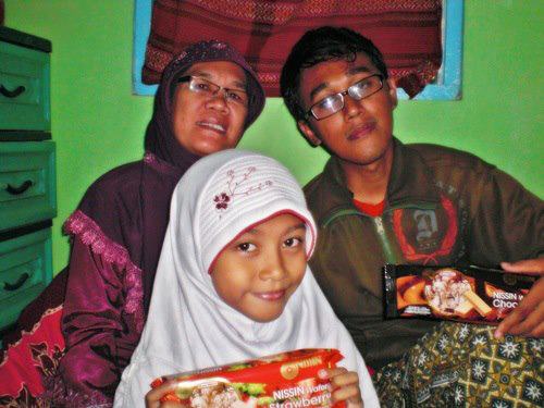 Nonton Bareng Nissin Wafers