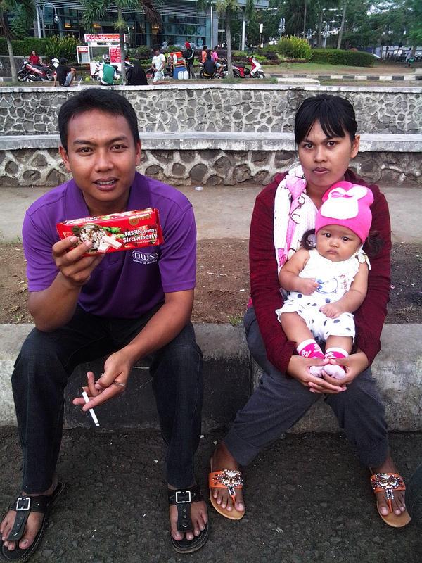 Nonton Bareng Nissin Wafers